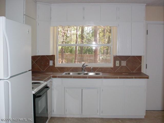 3237 Bliss Road Orange Park, FL 32065 - Photo 6 of 9 Second View of Kitchen