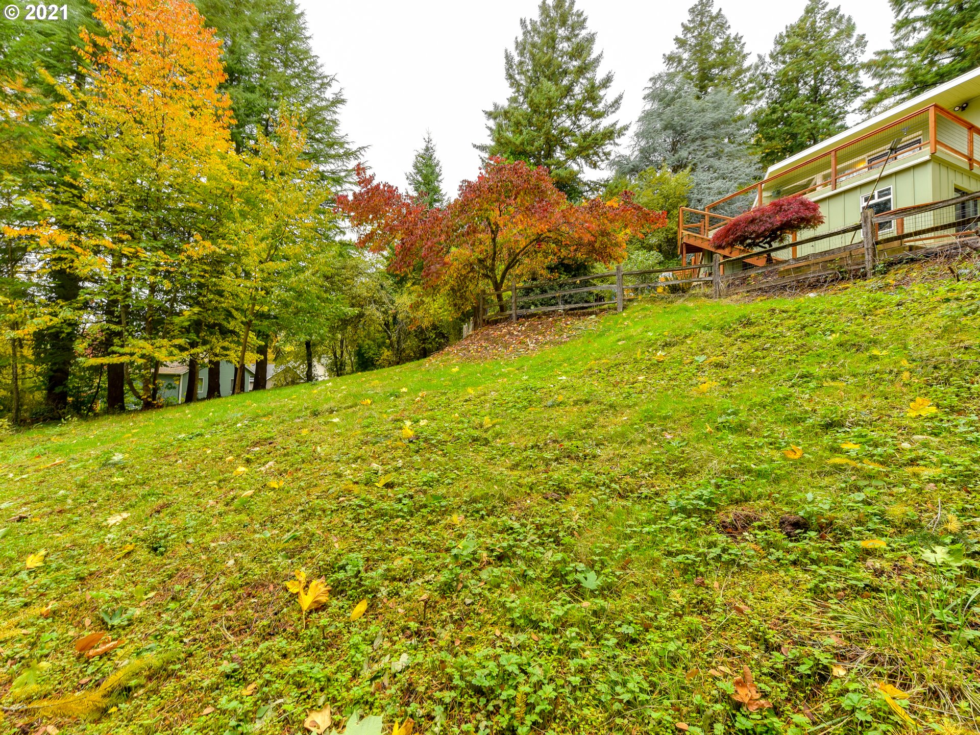 5620 Southwest Alfred Court Portland, OR 97219 - Photo 32 of 32 Gallery Image 32
