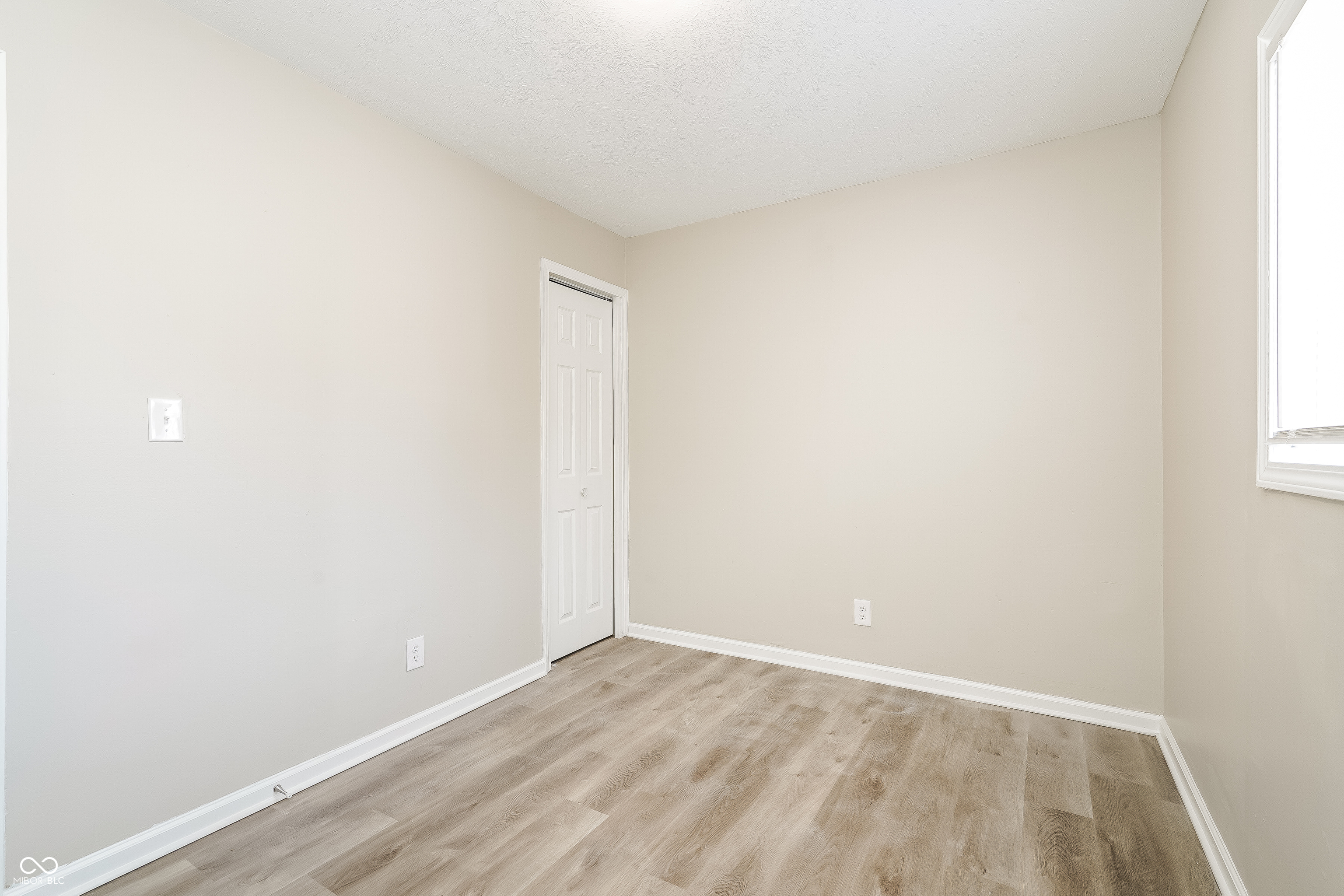 3050 South Roena Street Indianapolis, IN 46241 - Photo 11 of 16