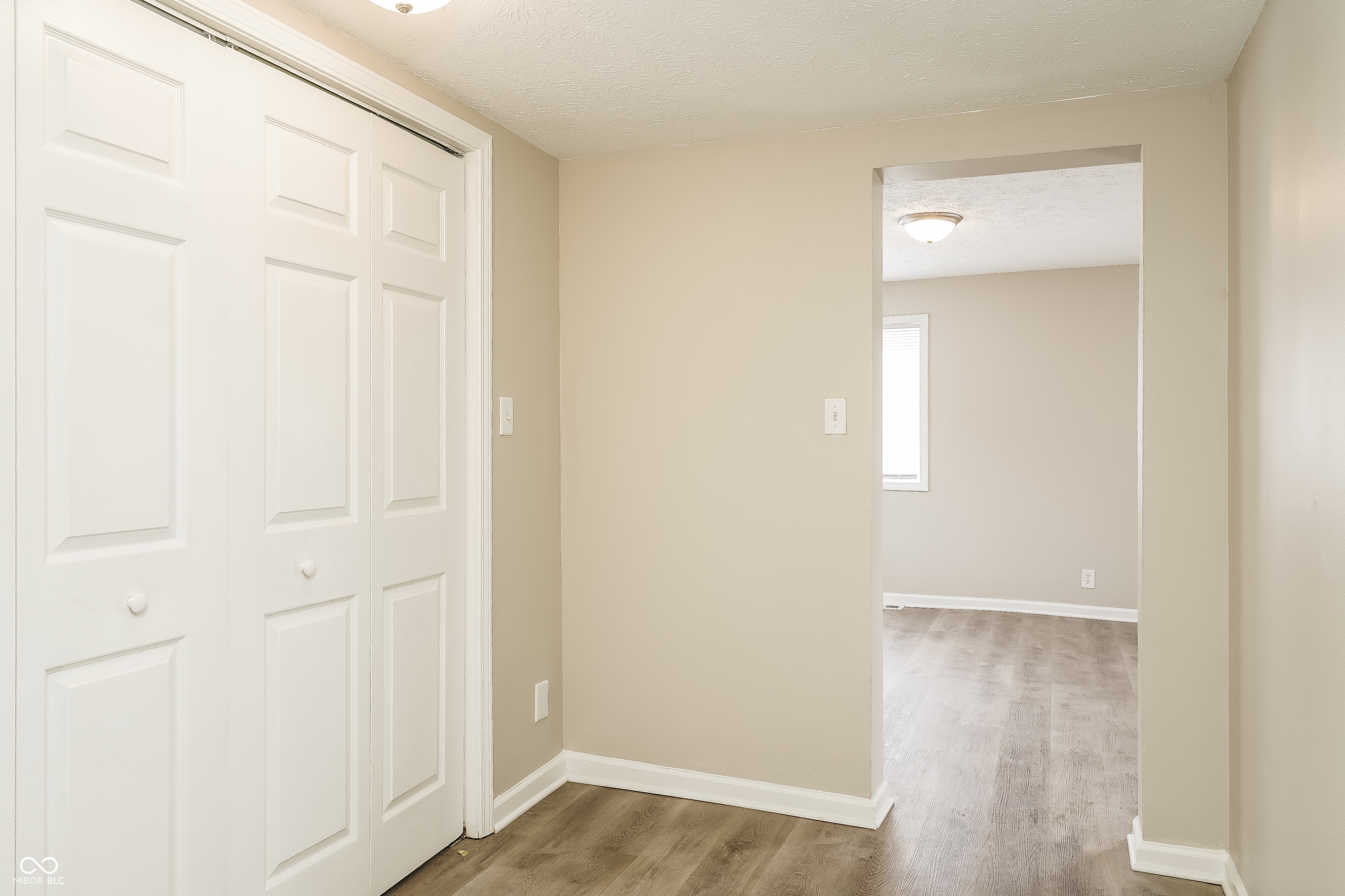 3050 South Roena Street Indianapolis, IN 46241 - Photo 13 of 16