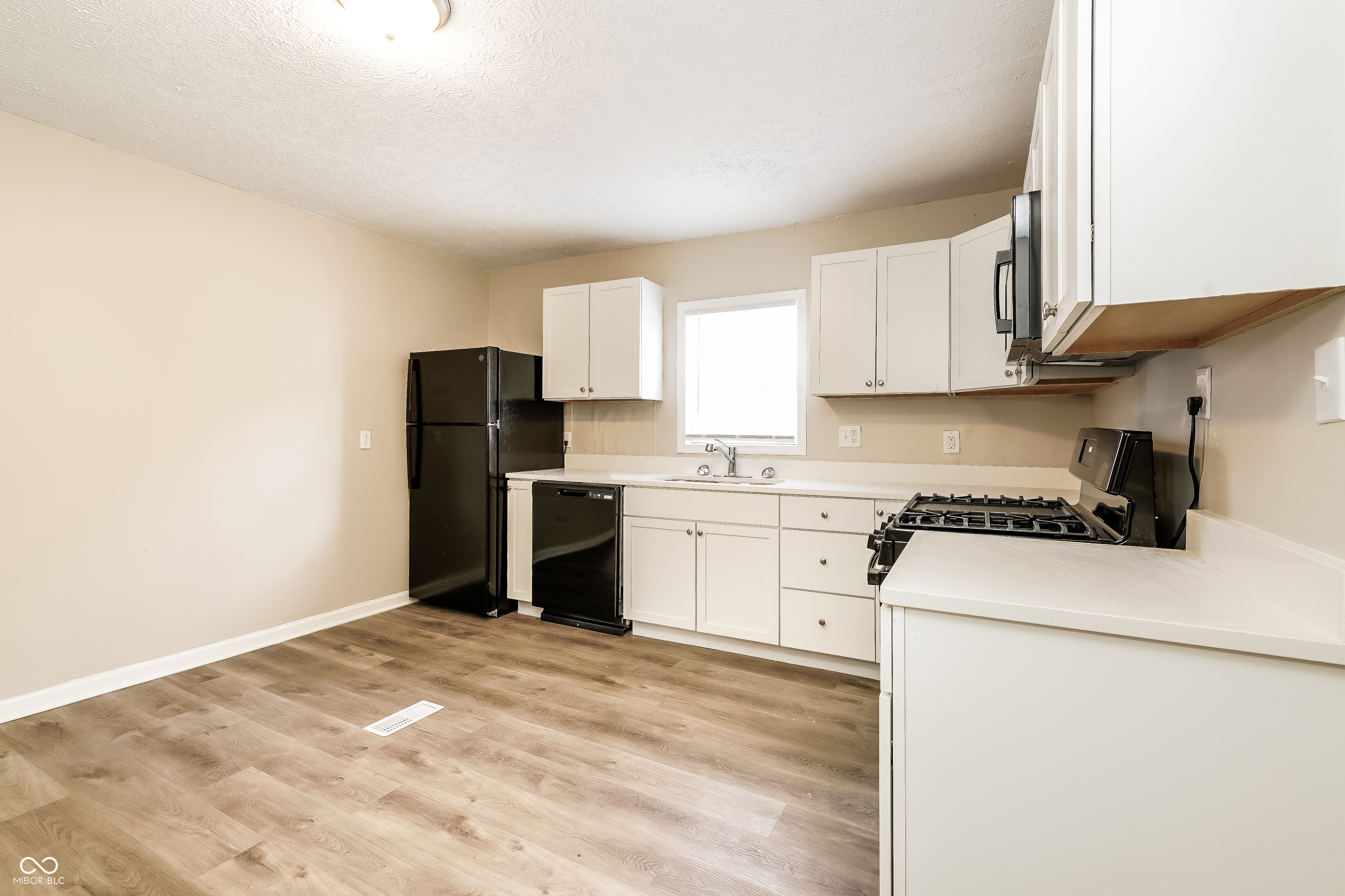 3050 South Roena Street Indianapolis, IN 46241 - Photo 5 of 16