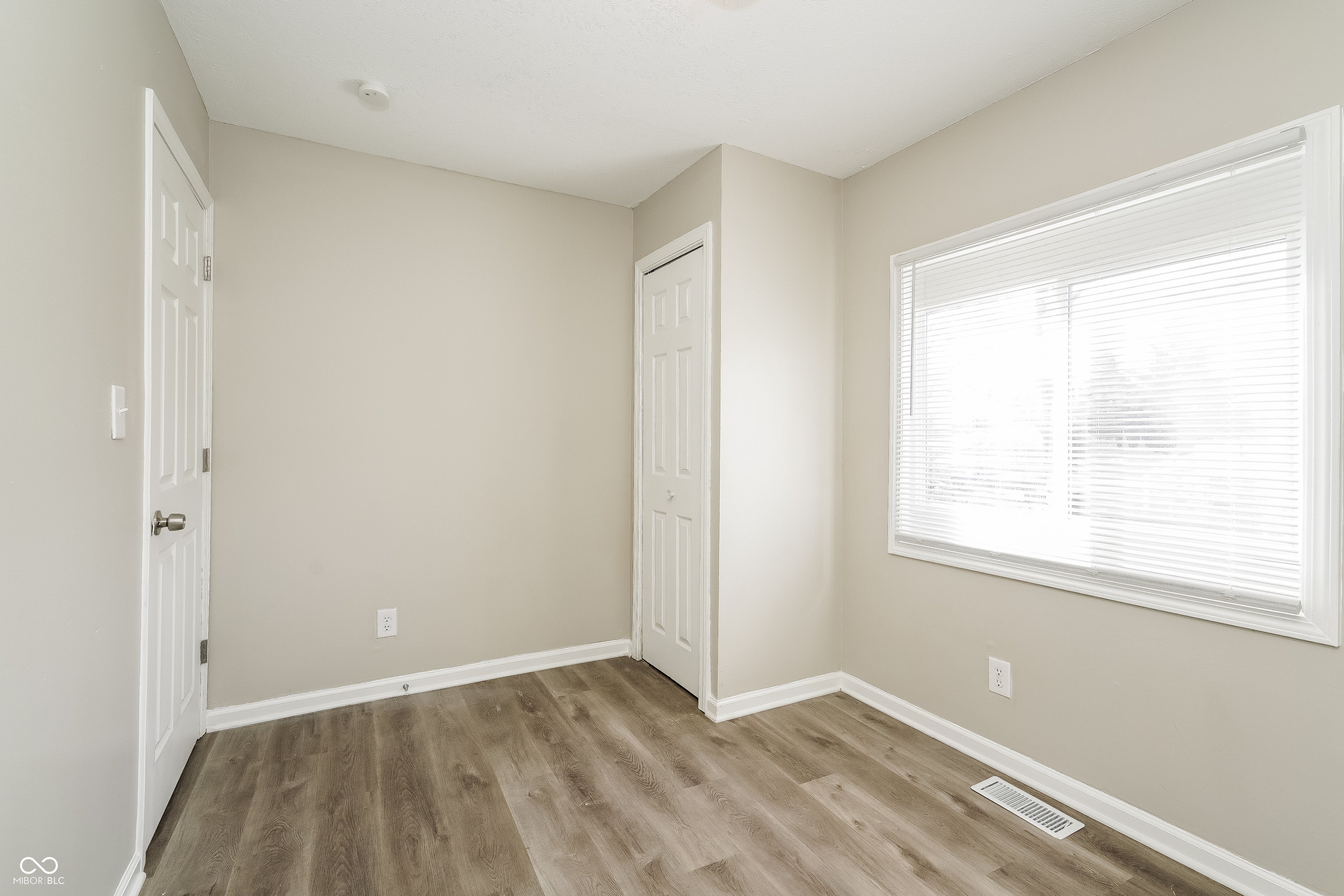 3050 South Roena Street Indianapolis, IN 46241 - Photo 8 of 16