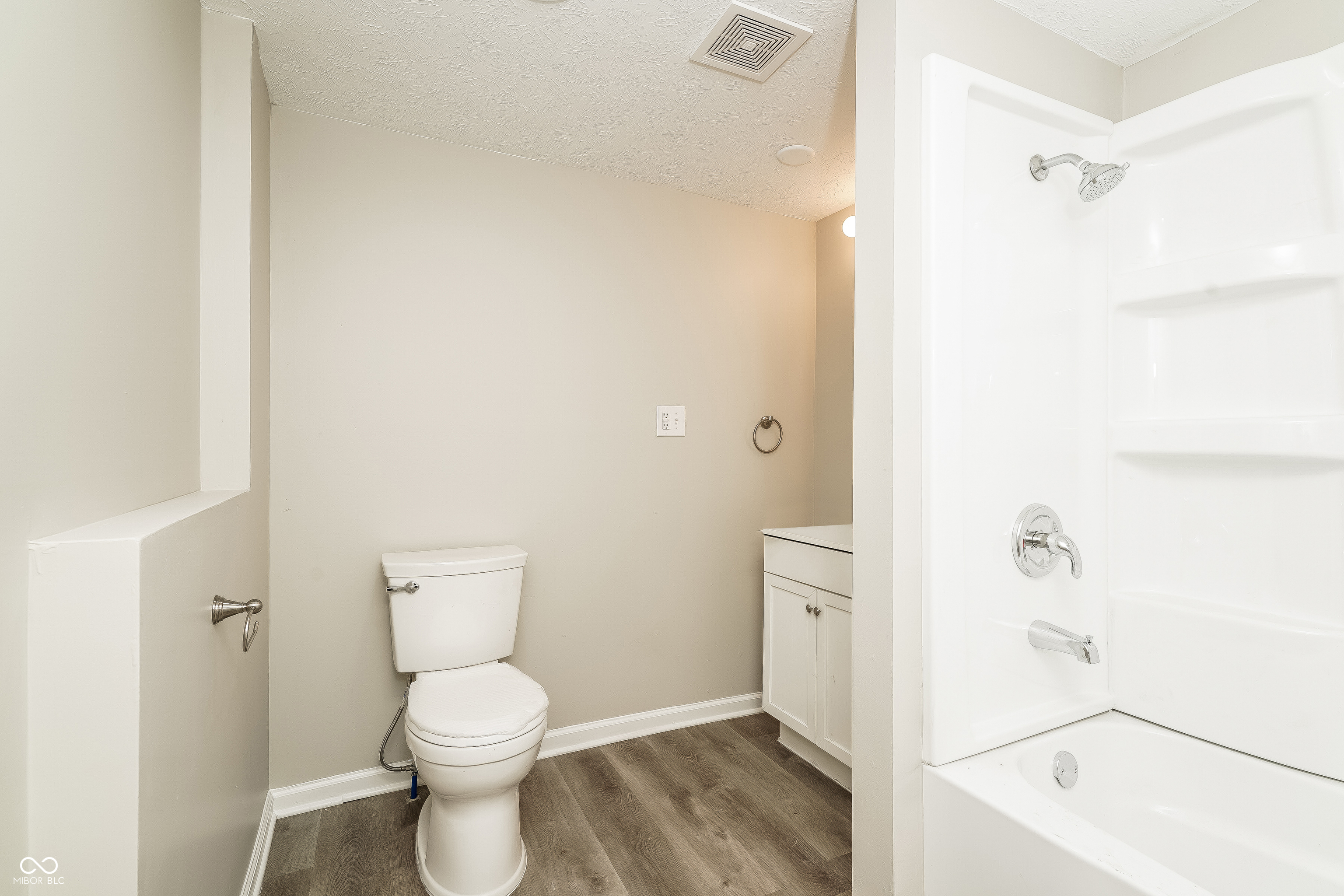 3050 South Roena Street Indianapolis, IN 46241 - Photo 9 of 16