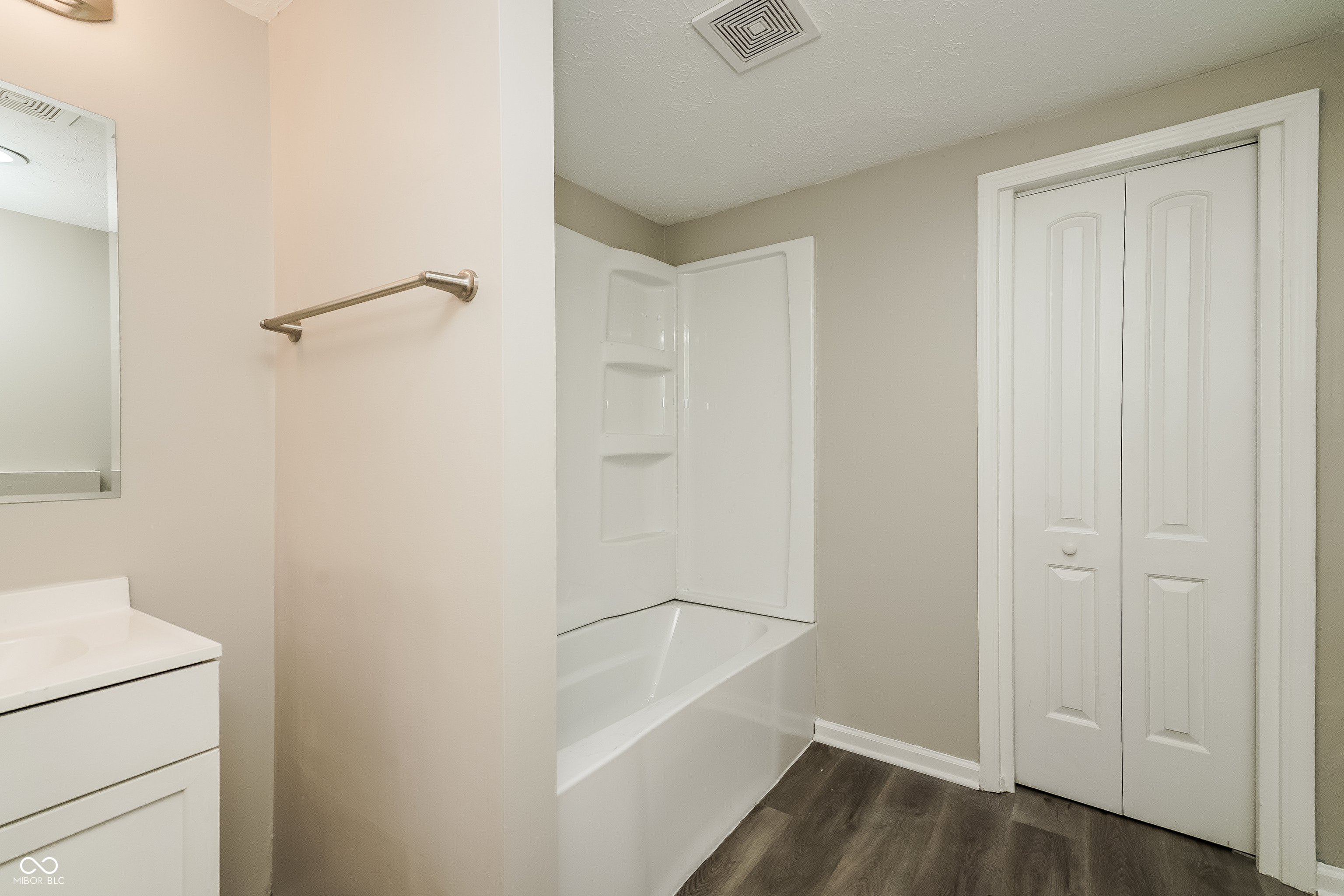 3050 South Roena Street Indianapolis, IN 46241 - Photo 10 of 16