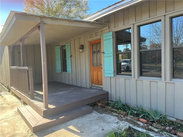 $165,000 | 210 Holly Moore Drive, Pineville, LA 71360