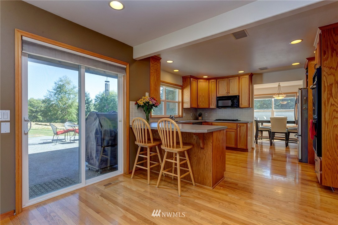 2106 Brown Road Ferndale, WA 98248 - Photo 3 of 24