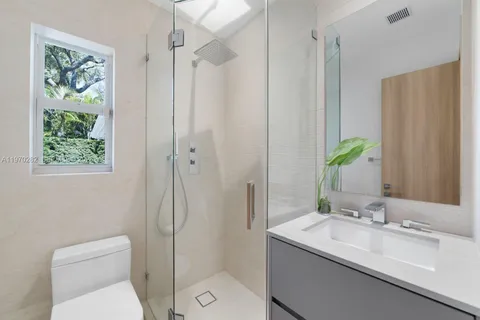 $3,450,000 | 143 Morningside Drive, Coral Gables, FL 33133