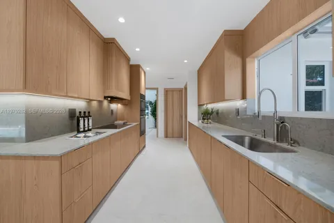 $3,450,000 | 143 Morningside Drive, Coral Gables, FL 33133