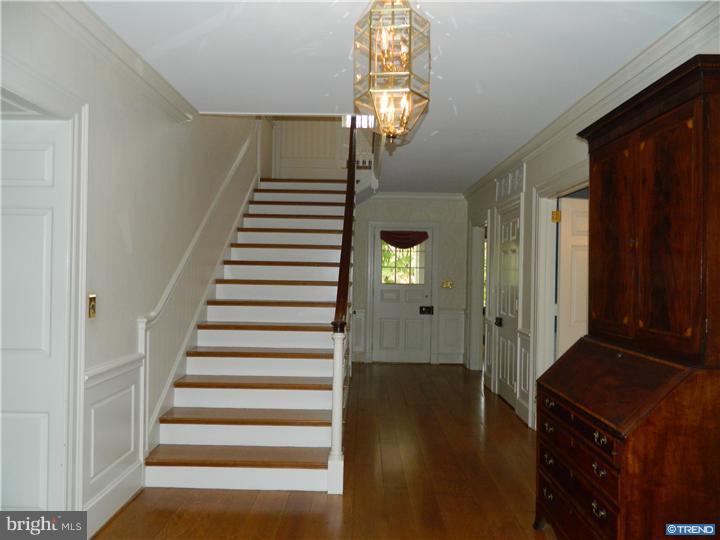 911 Augusta Road Wilmington, DE 19807 - Photo 5 of 22 Gallery Image 5
