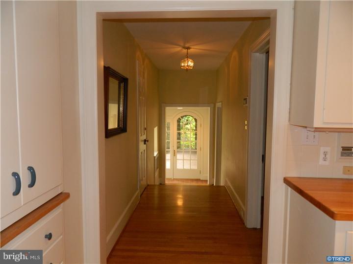 911 Augusta Road Wilmington, DE 19807 - Photo 10 of 22 Gallery Image 10