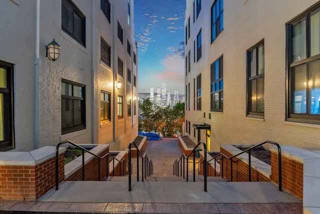 $699,000 | 518-530 Gregory Avenue, Unit 301C, Weehawken, NJ 07086