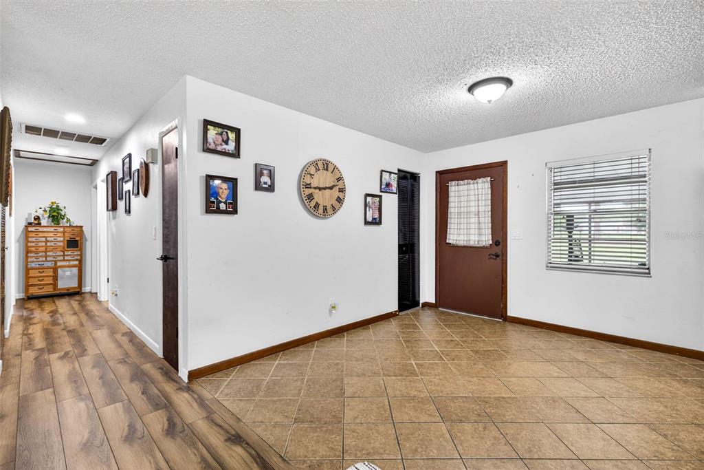 37314 Tucker Road Zephyrhills, FL 33541 - Photo 23 of 48