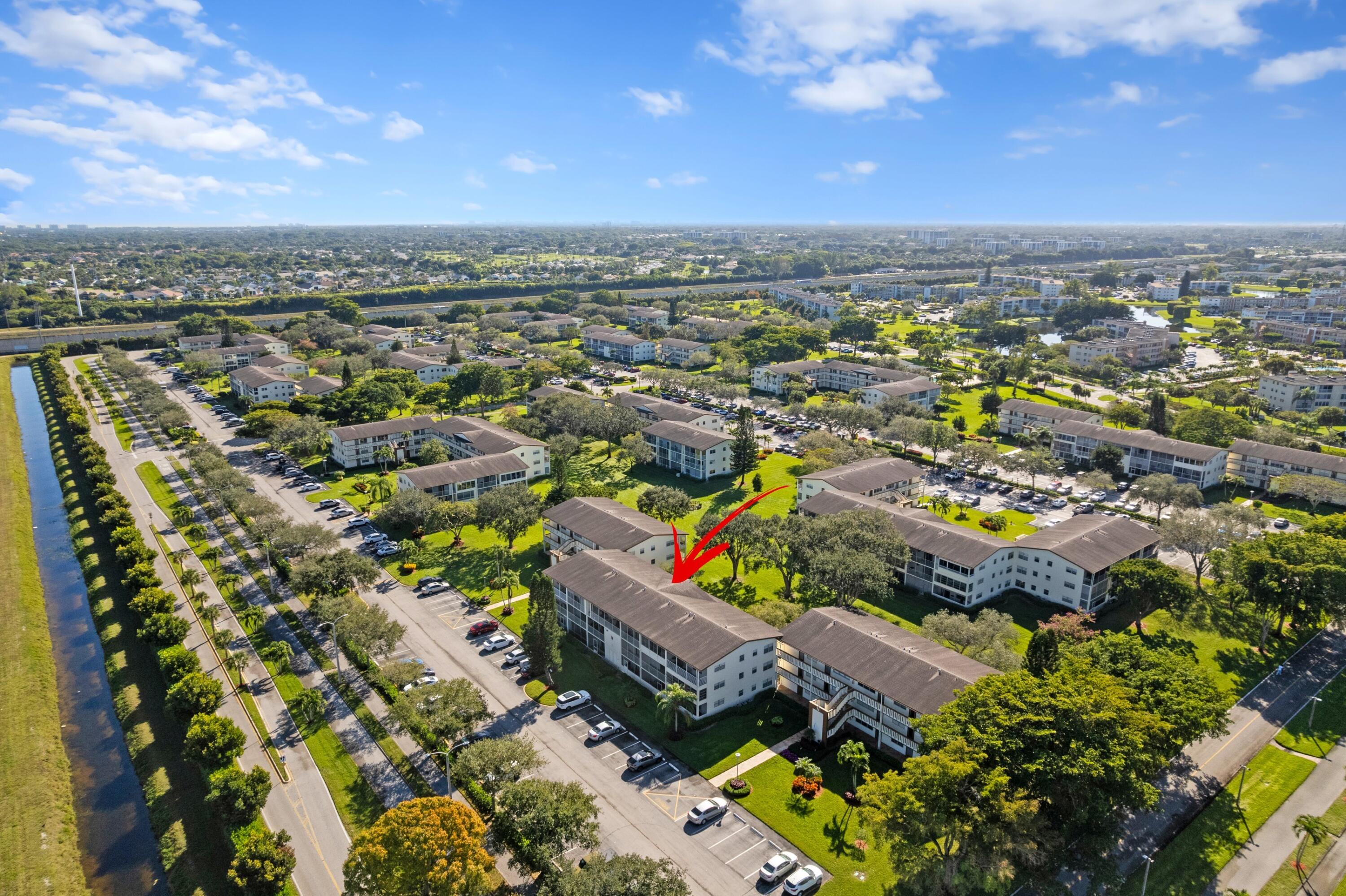 581 Mansfield M Boca Raton, FL 33434 - Photo 30 of 43 Aerial View