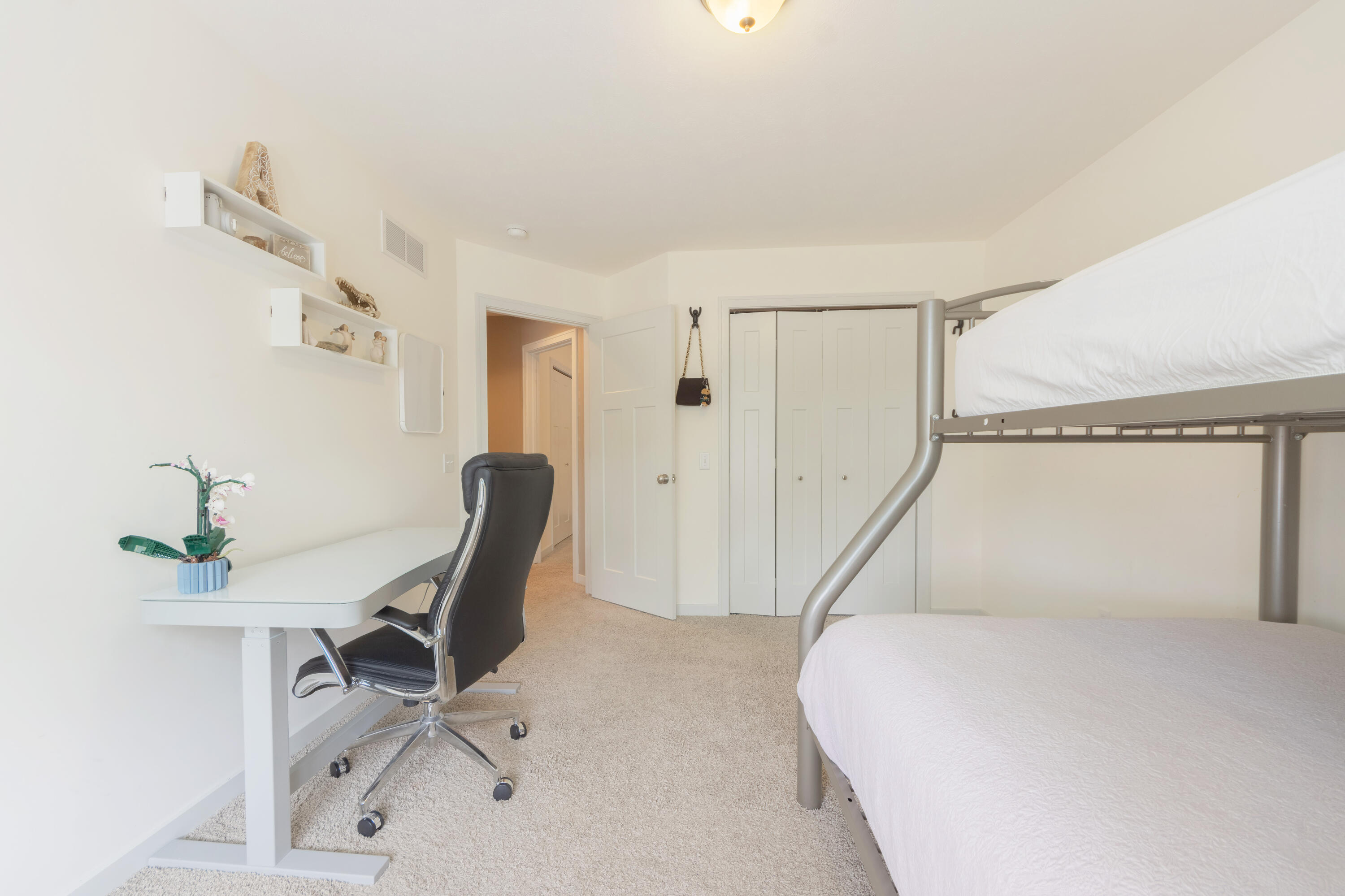 1481 Kristen Path St. Joseph, MI 49085 - Photo 22 of 40 Kristen_Path_1481-26