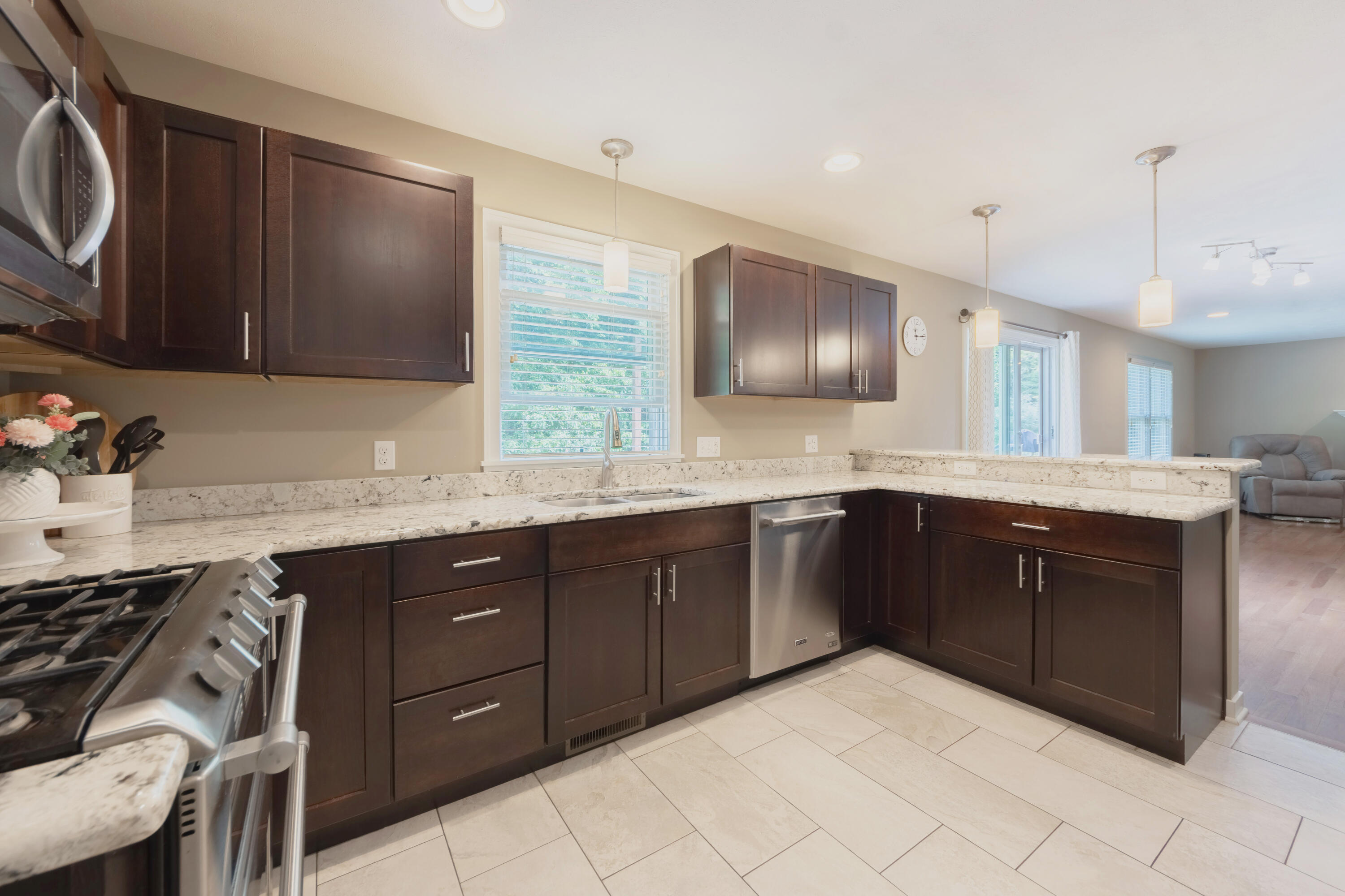 1481 Kristen Path St. Joseph, MI 49085 - Photo 6 of 40 Kristen_Path_1481-13