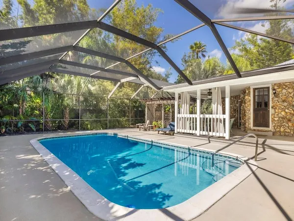 $599,000 | 805 27th Avenue, Vero Beach, FL 32960