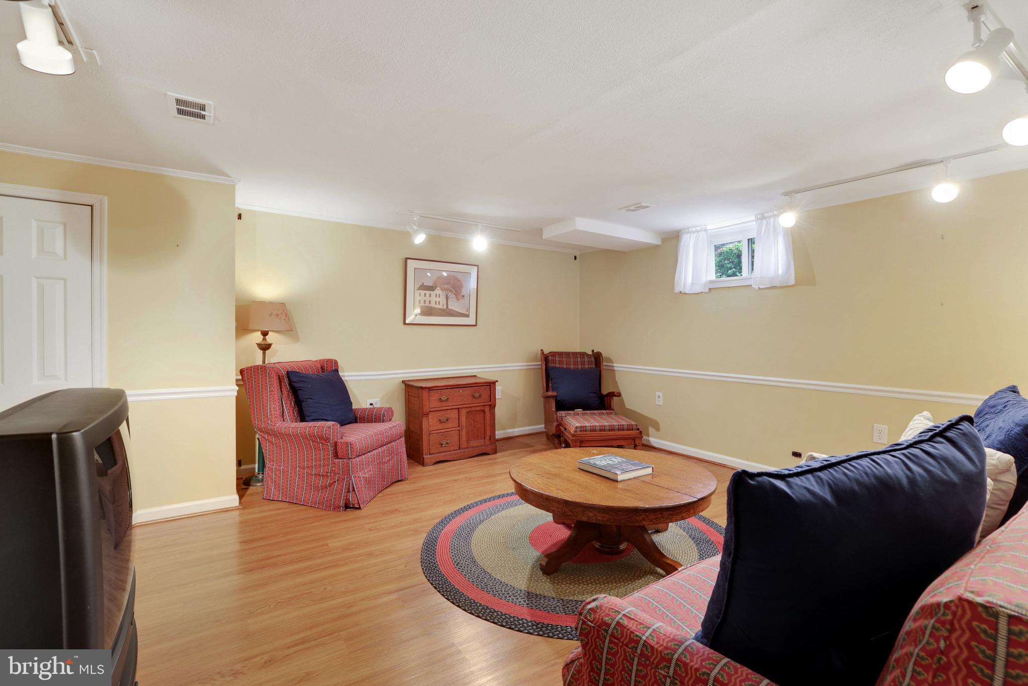 111 Overbrook Road Baltimore, MD 21212 - Photo 33 of 48 Additional Lighting - Lower Level