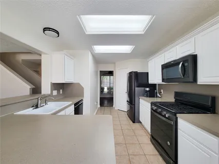 $320,000 | 4112 Seminole Drive, Pearland, TX 77584