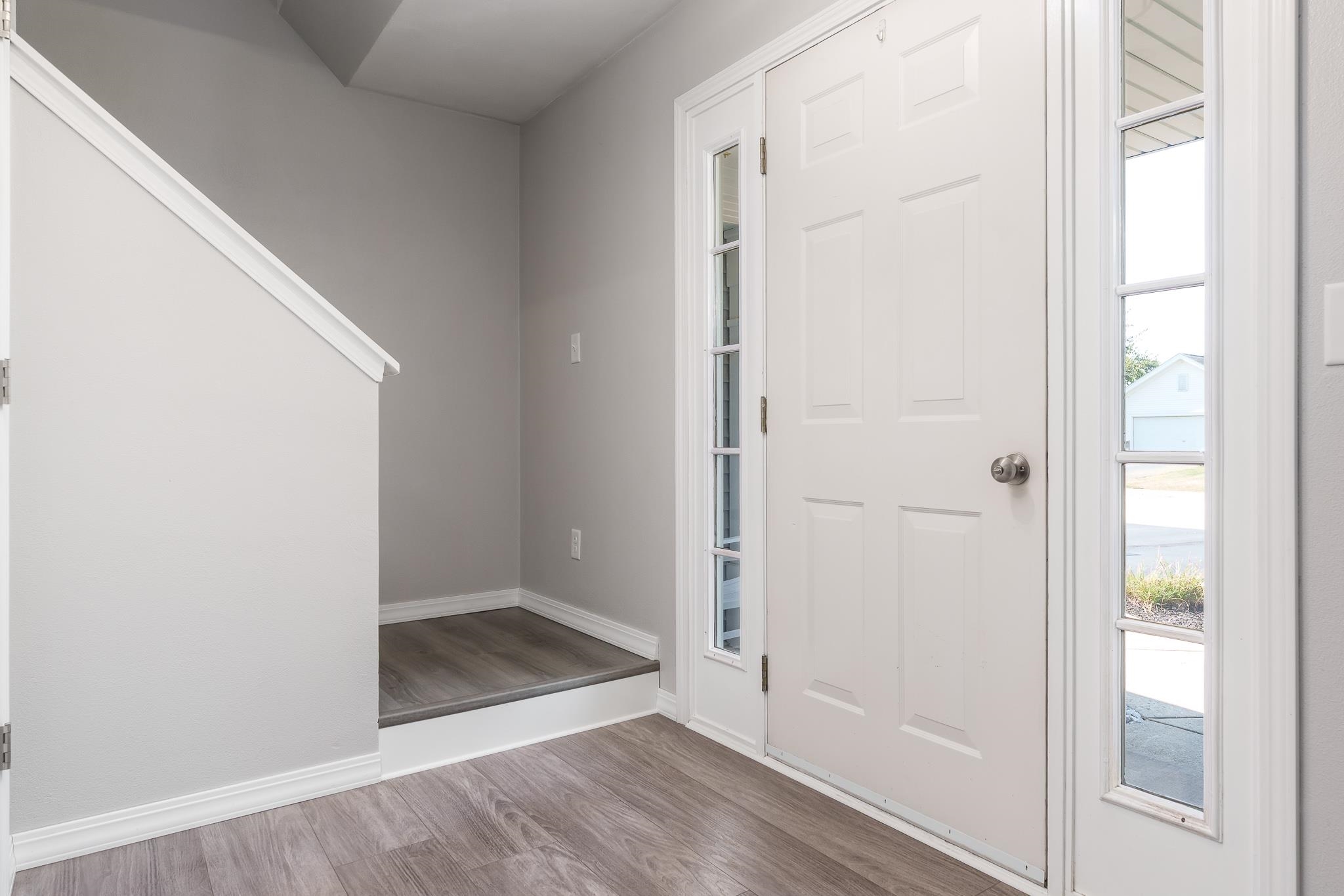 621 Bayfield Road Rockton, IL 61073 - Photo 3 of 27 Gallery Image 3