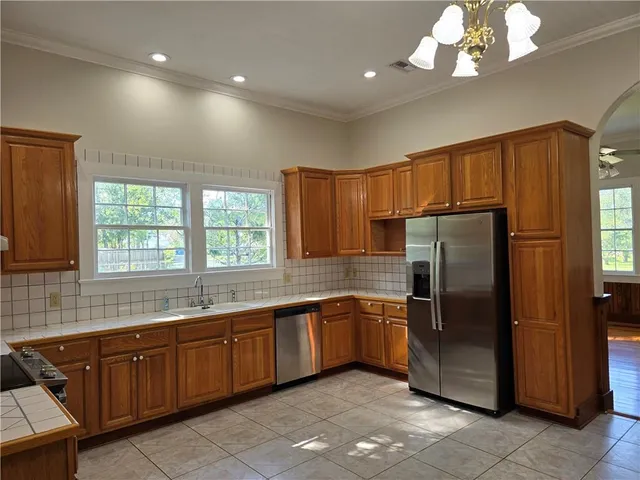 $1,850 | 527 West 25th Avenue, Covington, LA 70433