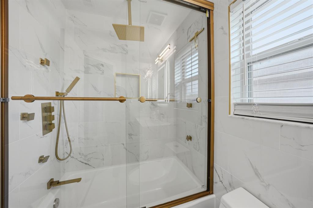 8342 Timberbrook Lane Dallas, TX 75249 - Photo 27 of 39 Gallery Image 27