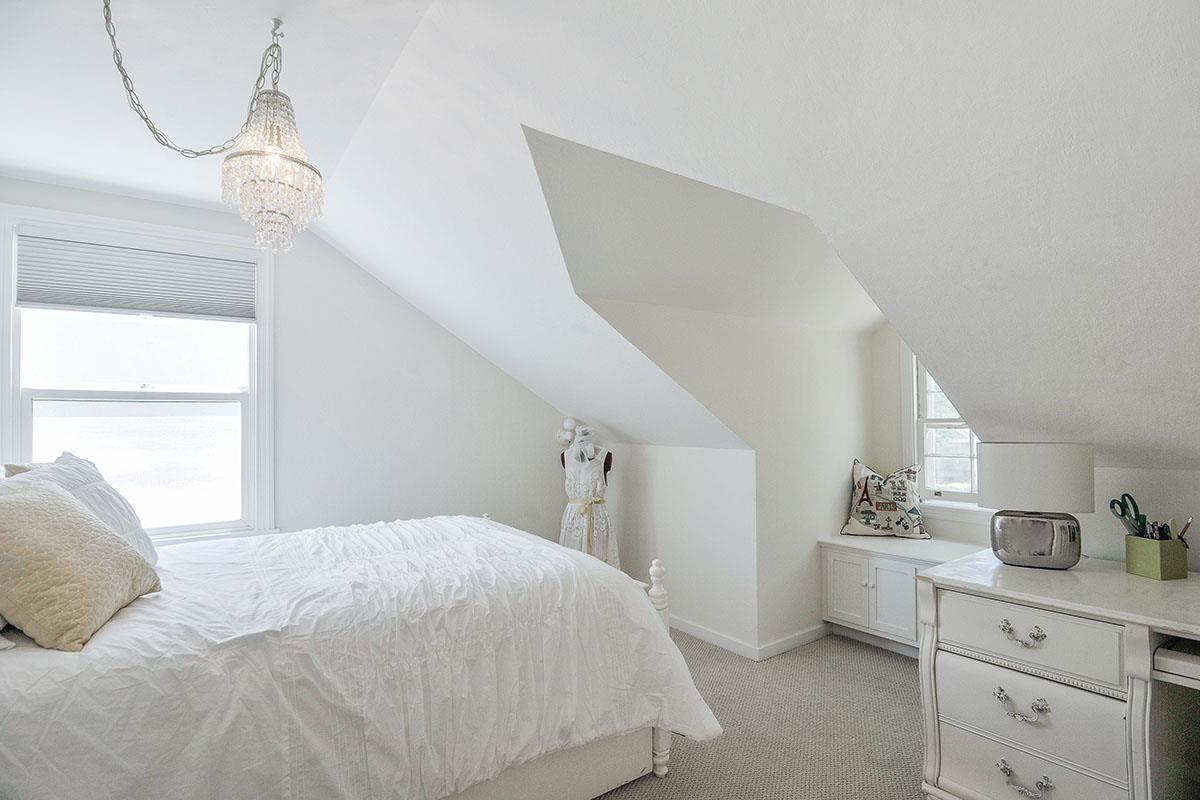 482 Chatham Road Burlingame, CA 94010 - Photo 27 of 44 Gallery Image 27
