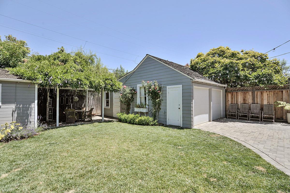 482 Chatham Road Burlingame, CA 94010 - Photo 36 of 44 Gallery Image 36