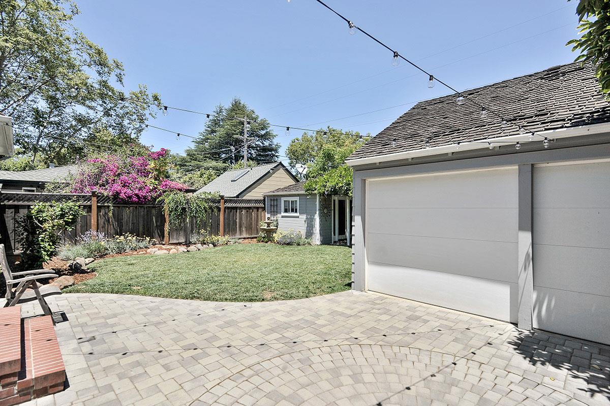 482 Chatham Road Burlingame, CA 94010 - Photo 39 of 44 Gallery Image 39