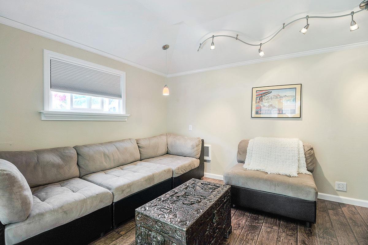 482 Chatham Road Burlingame, CA 94010 - Photo 42 of 44 Gallery Image 42