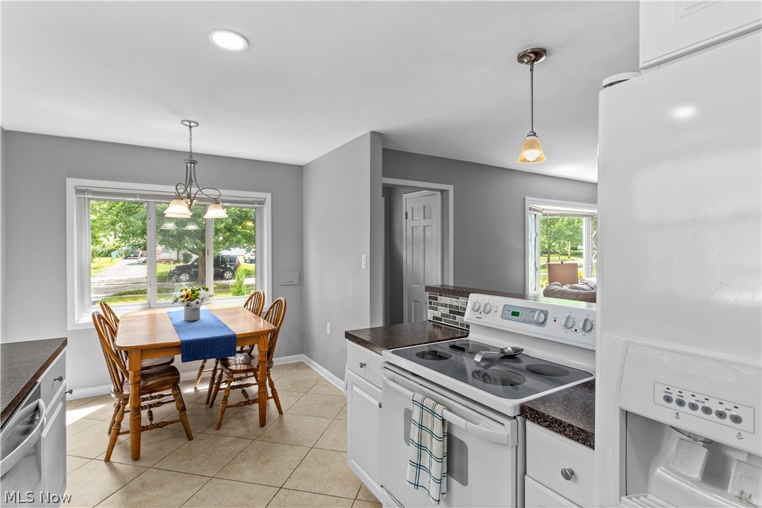 1596 Edgefield Road Lyndhurst, OH 44124 - Photo 8 of 34
