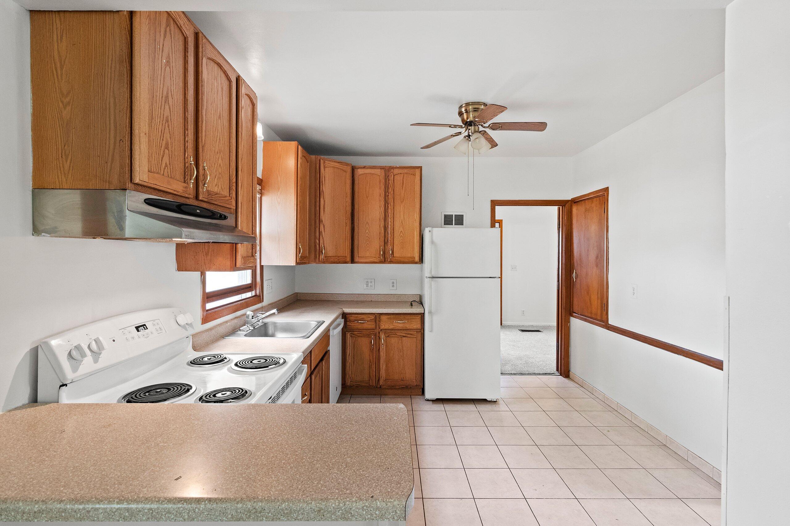 2014 13th Street Two Rivers, WI 54241 - Photo 45 of 53 031-201413thStreet-TwoRivers-WI-54241-SM