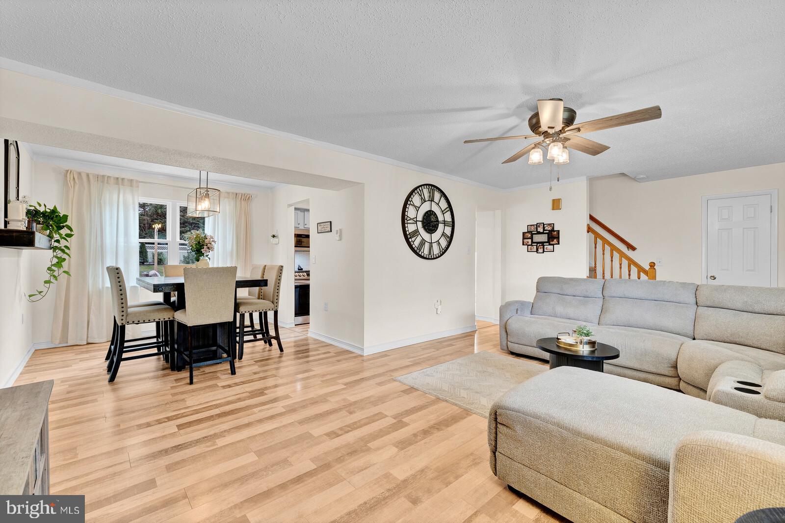 505 Buxton Road Toms River, NJ 08755 - Photo 7 of 31 Spacious living area with modern charm.
