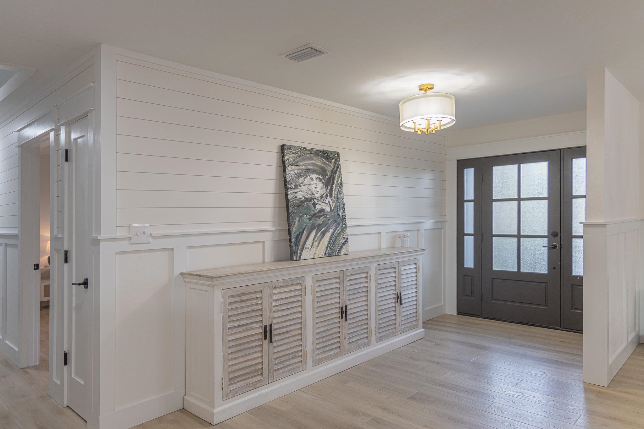 19690 Lawrence Road Fairhope, AL 36532 - Photo 5 of 73 Entrance Foyer