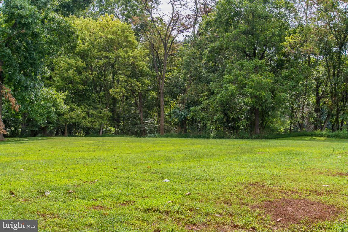 28 Leaman Road Lancaster, PA 17603 - Photo 8 of 17 Gallery Image 8