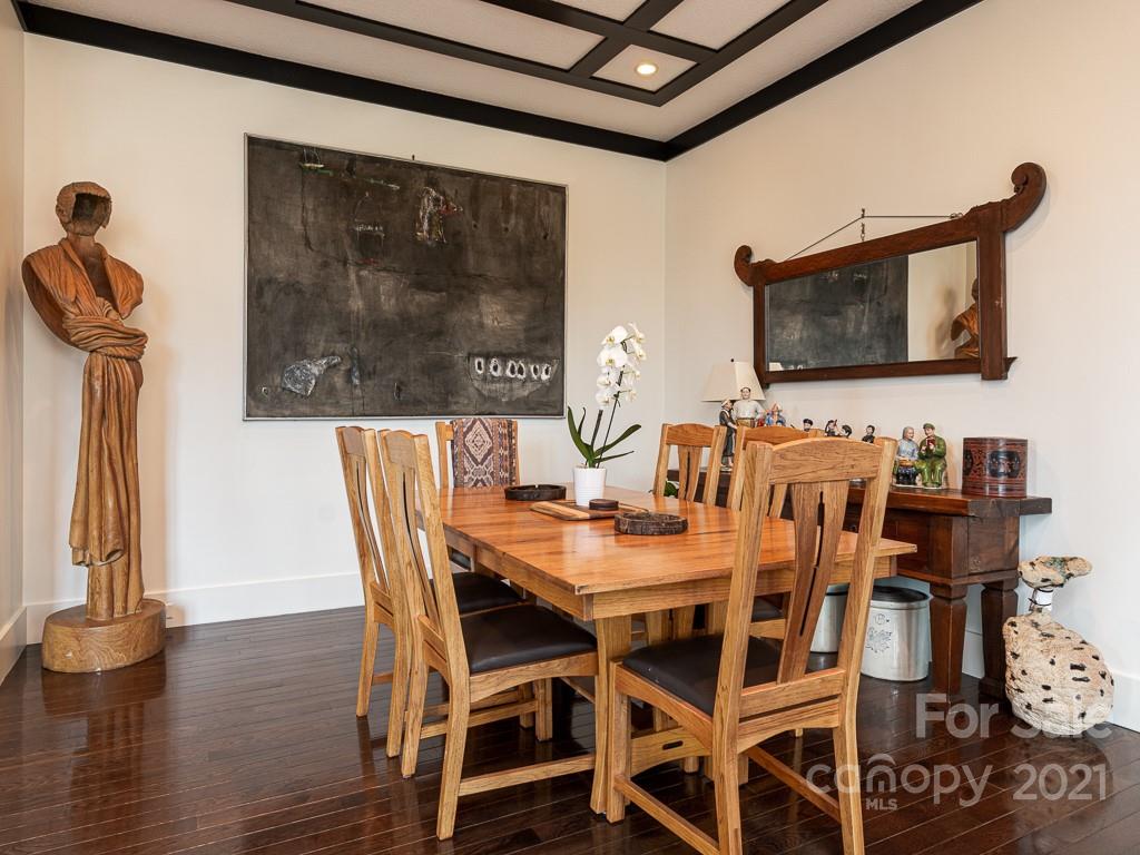 111 Rambling Ridge Road Asheville, NC 28804 - Photo 8 of 40 Gallery Image 8