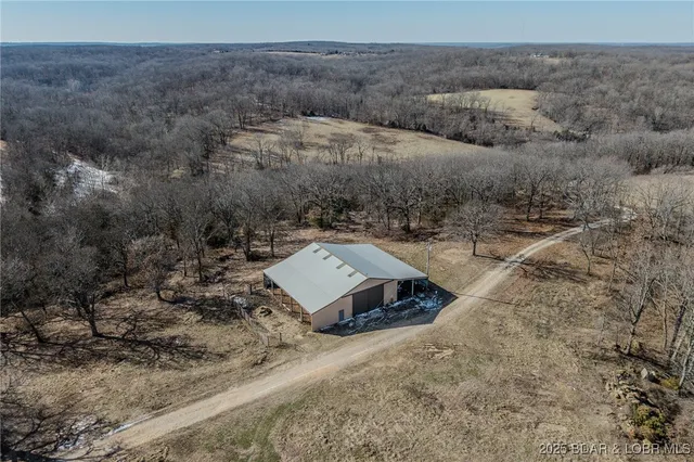 $1,299,000 | 1389 Crater Hill Road, Camdenton, MO 65020