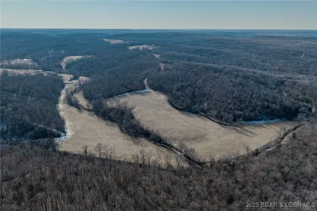 $1,299,000 | 1389 Crater Hill Road, Camdenton, MO 65020