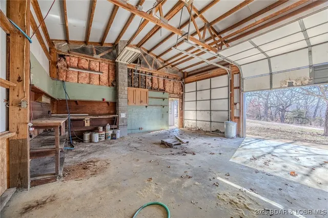 $1,299,000 | 1389 Crater Hill Road, Camdenton, MO 65020