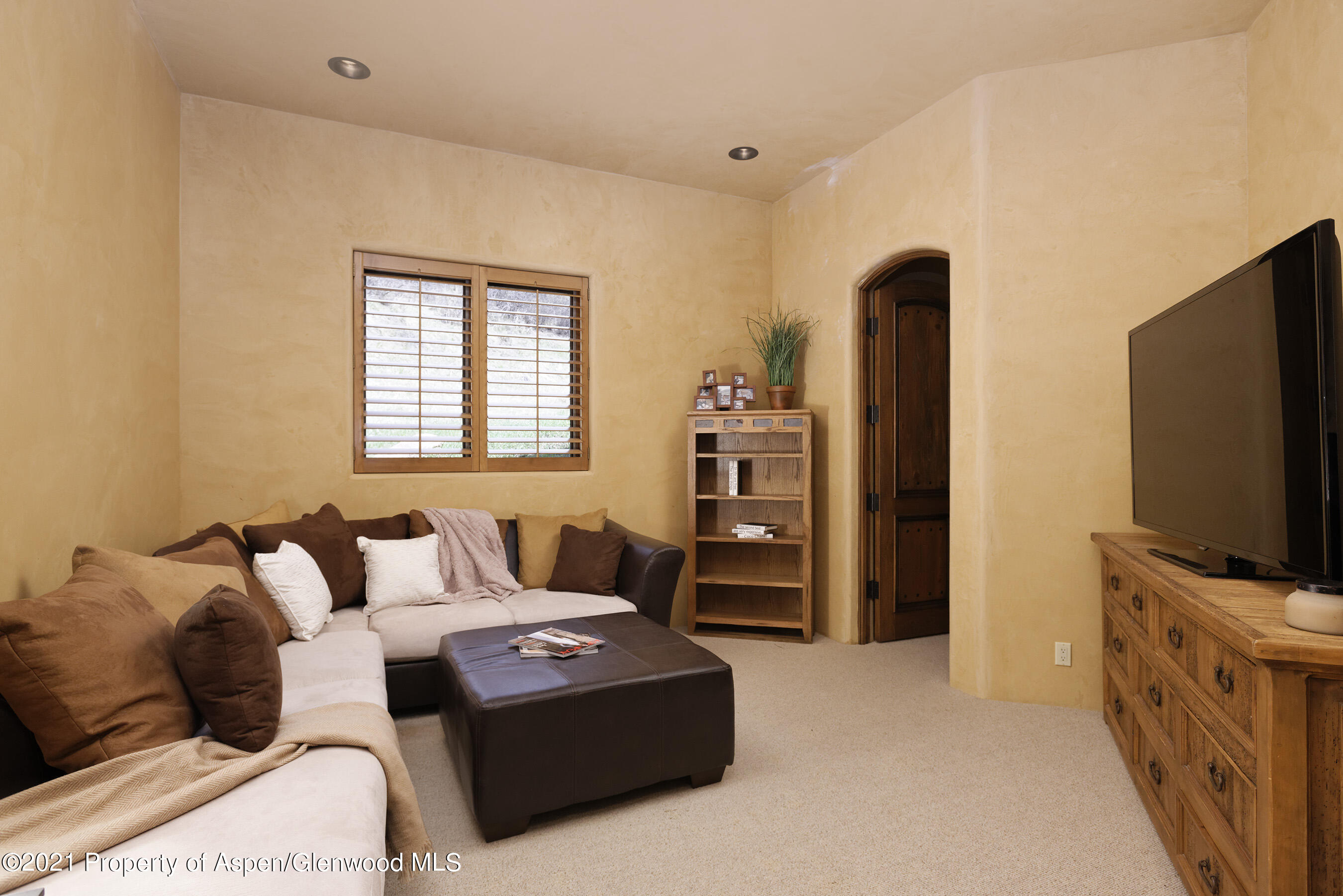 685 Oak Ridge Road Snowmass Village, CO 81615 - Photo 33 of 59 685OakRidge_DASH_05072021028