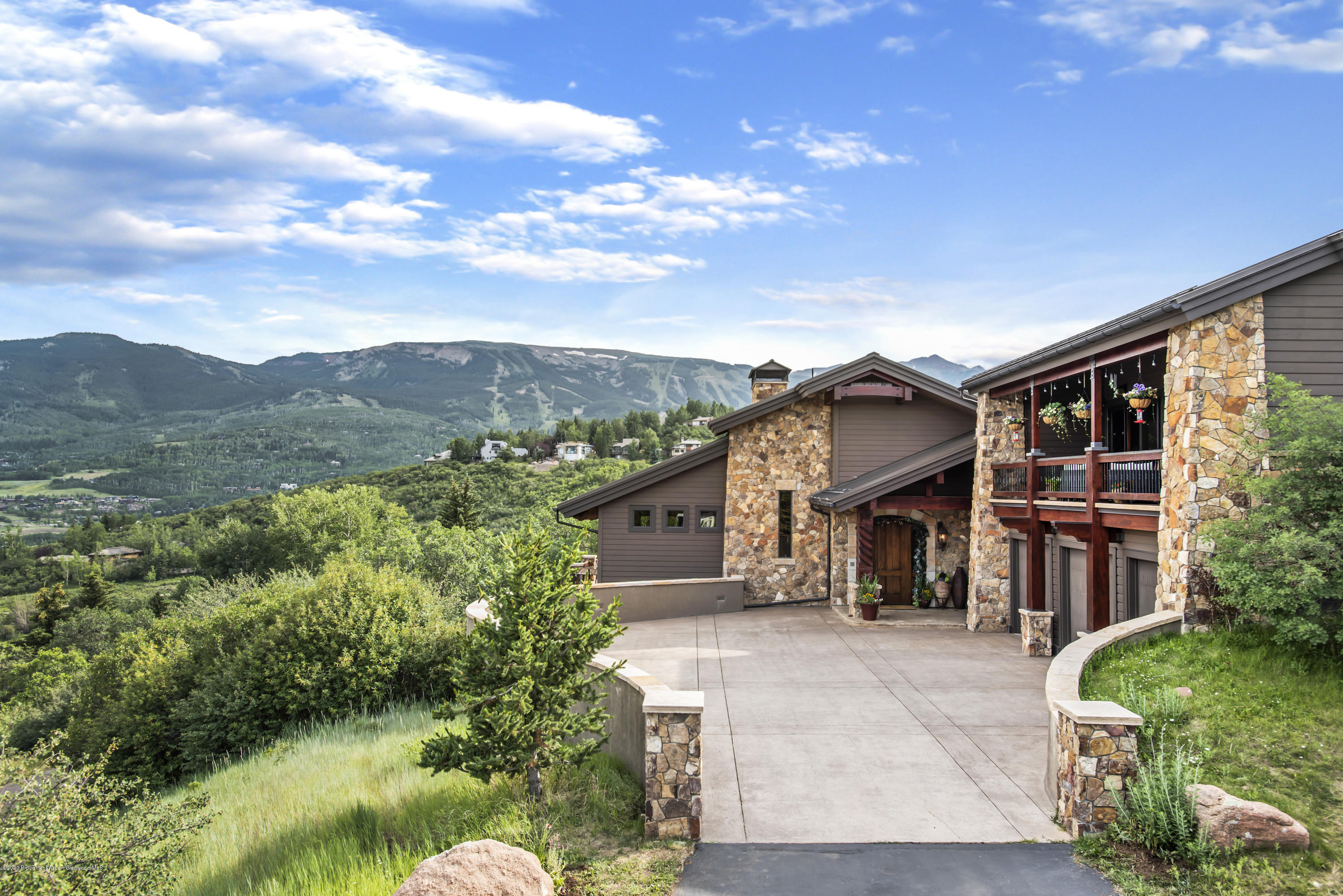 685OakRidge_HiRes_20072105