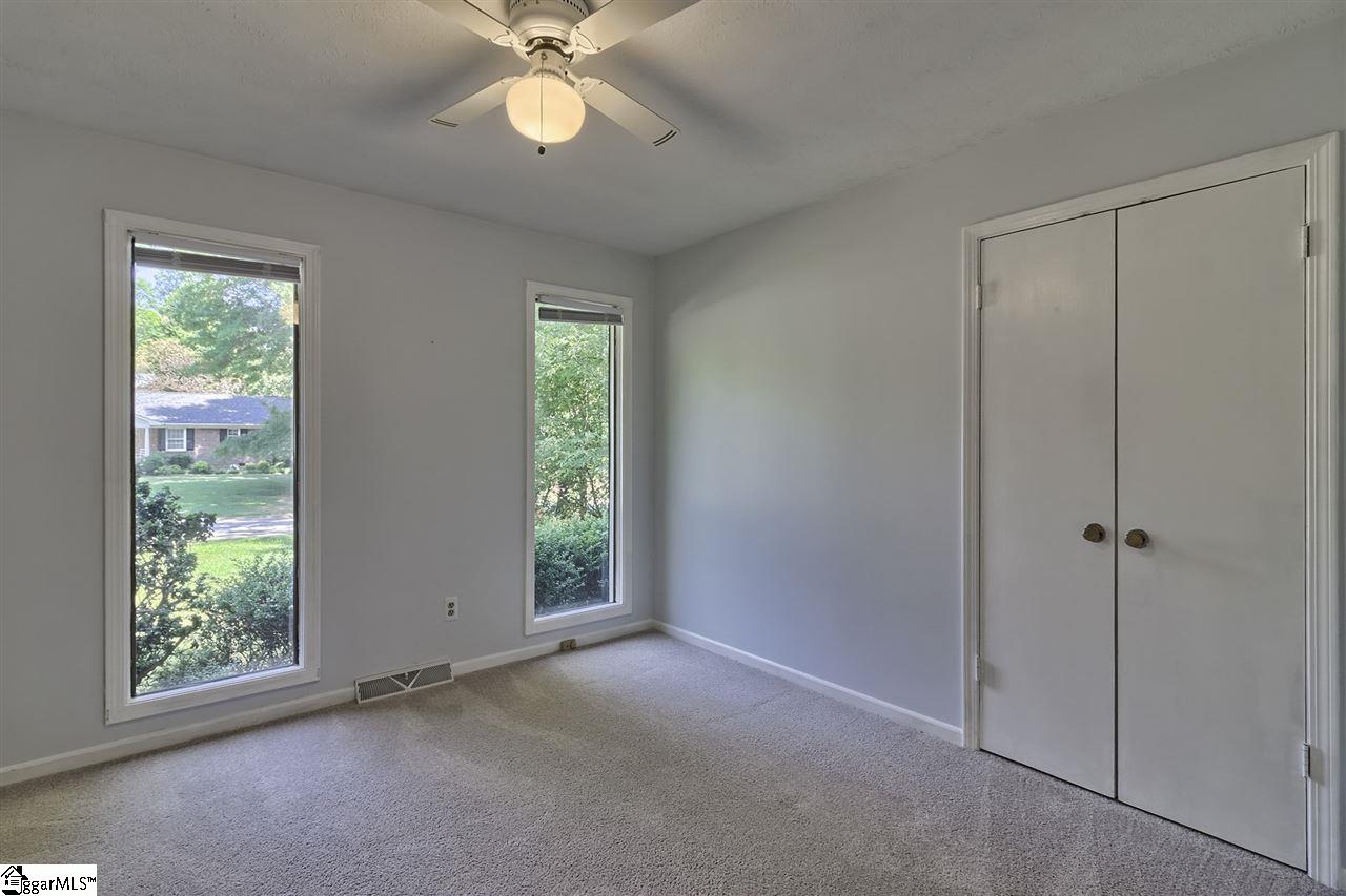 206 Crepe Myrtle Court Greenville, SC 29607 - Photo 15 of 25 Gallery Image 15