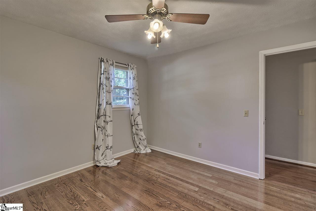 206 Crepe Myrtle Court Greenville, SC 29607 - Photo 16 of 25 Gallery Image 16