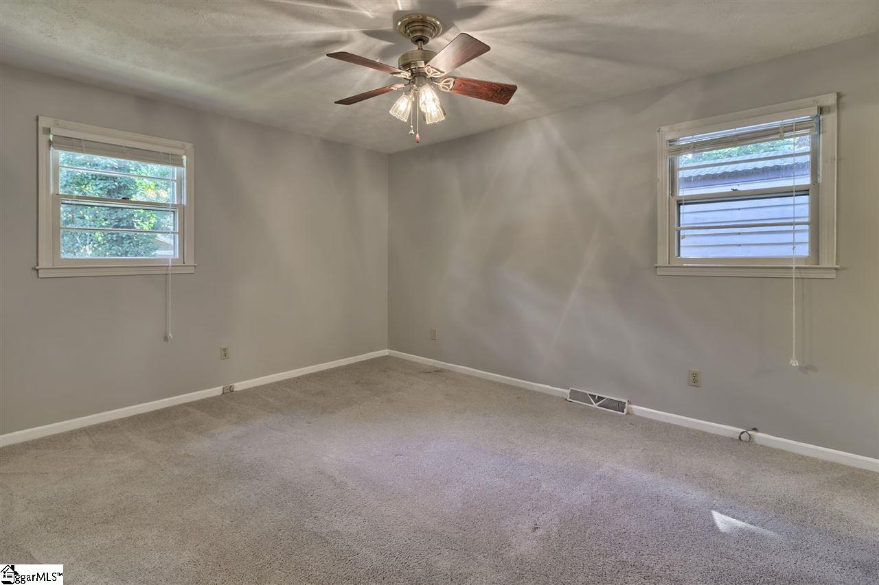 206 Crepe Myrtle Court Greenville, SC 29607 - Photo 21 of 25 Gallery Image 21