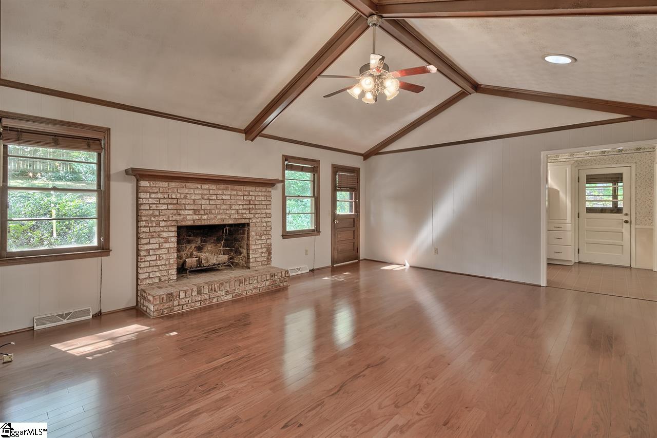 206 Crepe Myrtle Court Greenville, SC 29607 - Photo 24 of 25 Gallery Image 24