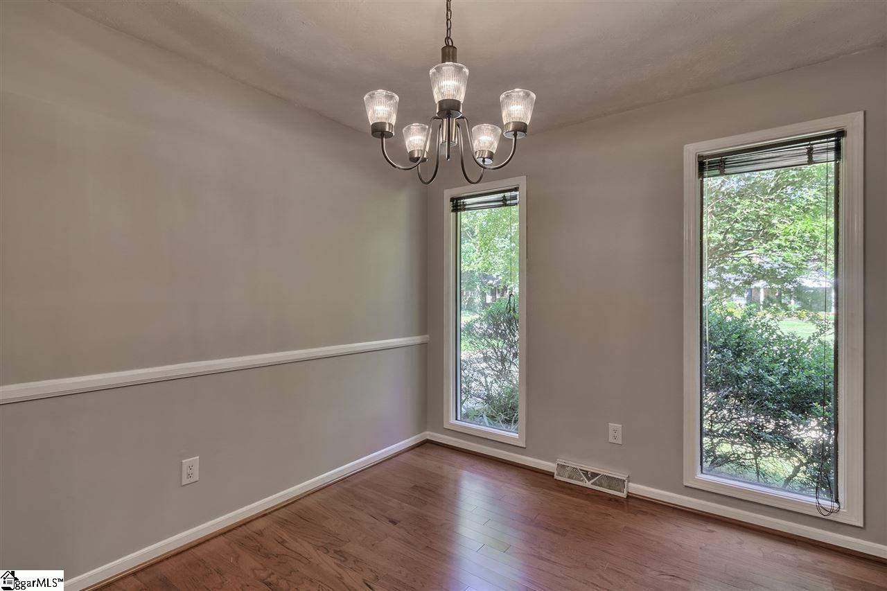 206 Crepe Myrtle Court Greenville, SC 29607 - Photo 7 of 25 Gallery Image 7