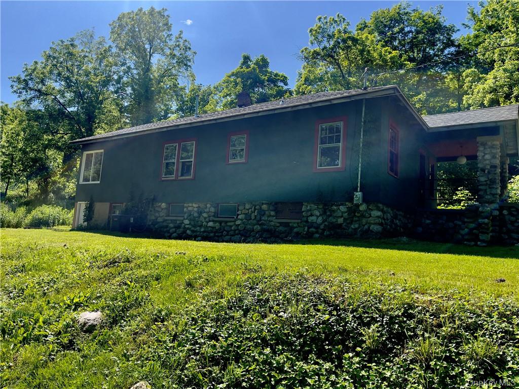 4 Old Turnpike Road Bloomingburg, NY 12721 - Photo 4 of 27 View of home's exterior with a yard