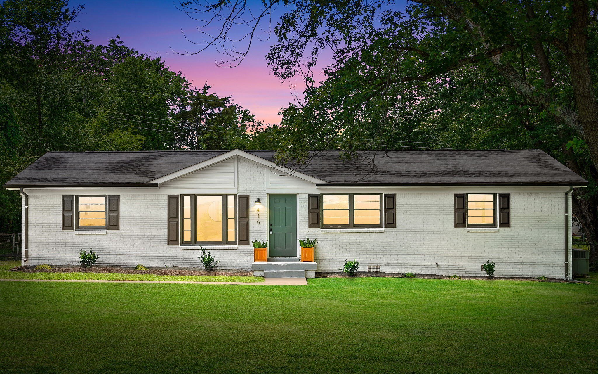415 Jordan Road Clarksville, TN 37042 - Photo 3 of 37 Gallery Image 3