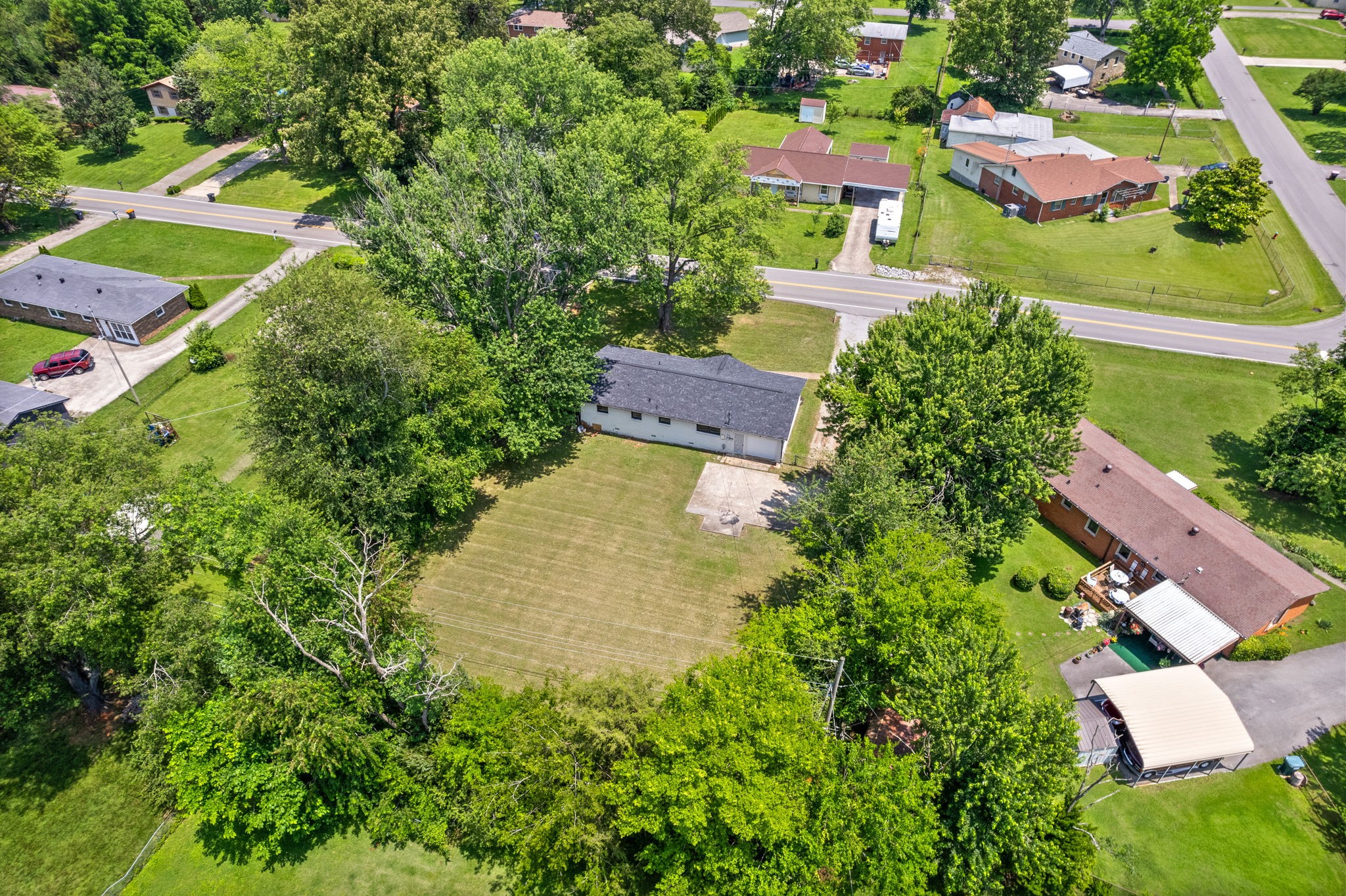 415 Jordan Road Clarksville, TN 37042 - Photo 34 of 37 Gallery Image 34