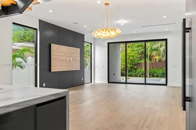 $1,400,000 | 1318 Northeast 16th Terrace, Fort Lauderdale, FL 33304