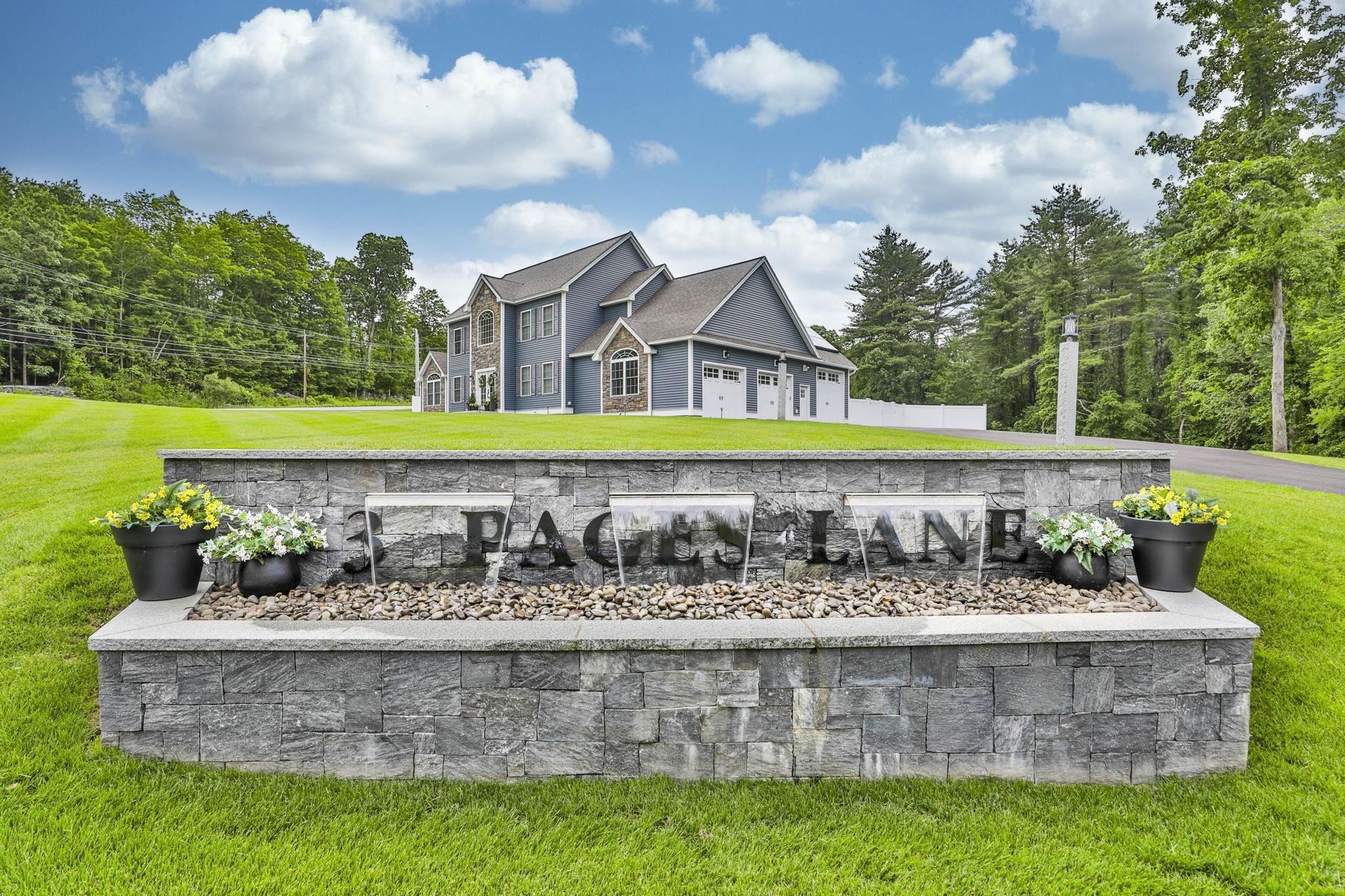 3 Pages Lane Atkinson, NH 03811 - Photo 2 of 55